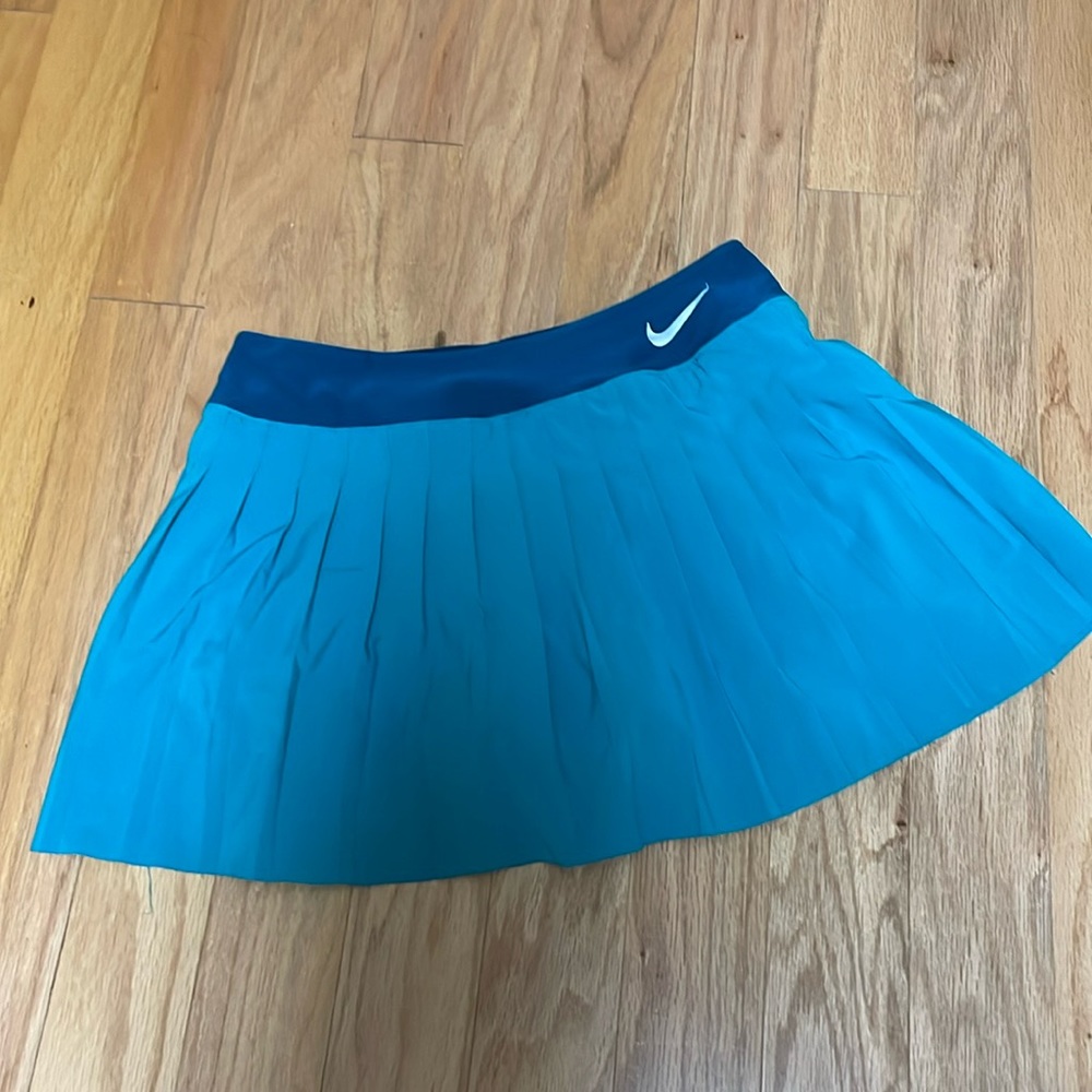 Good condition Nike tennis skirt